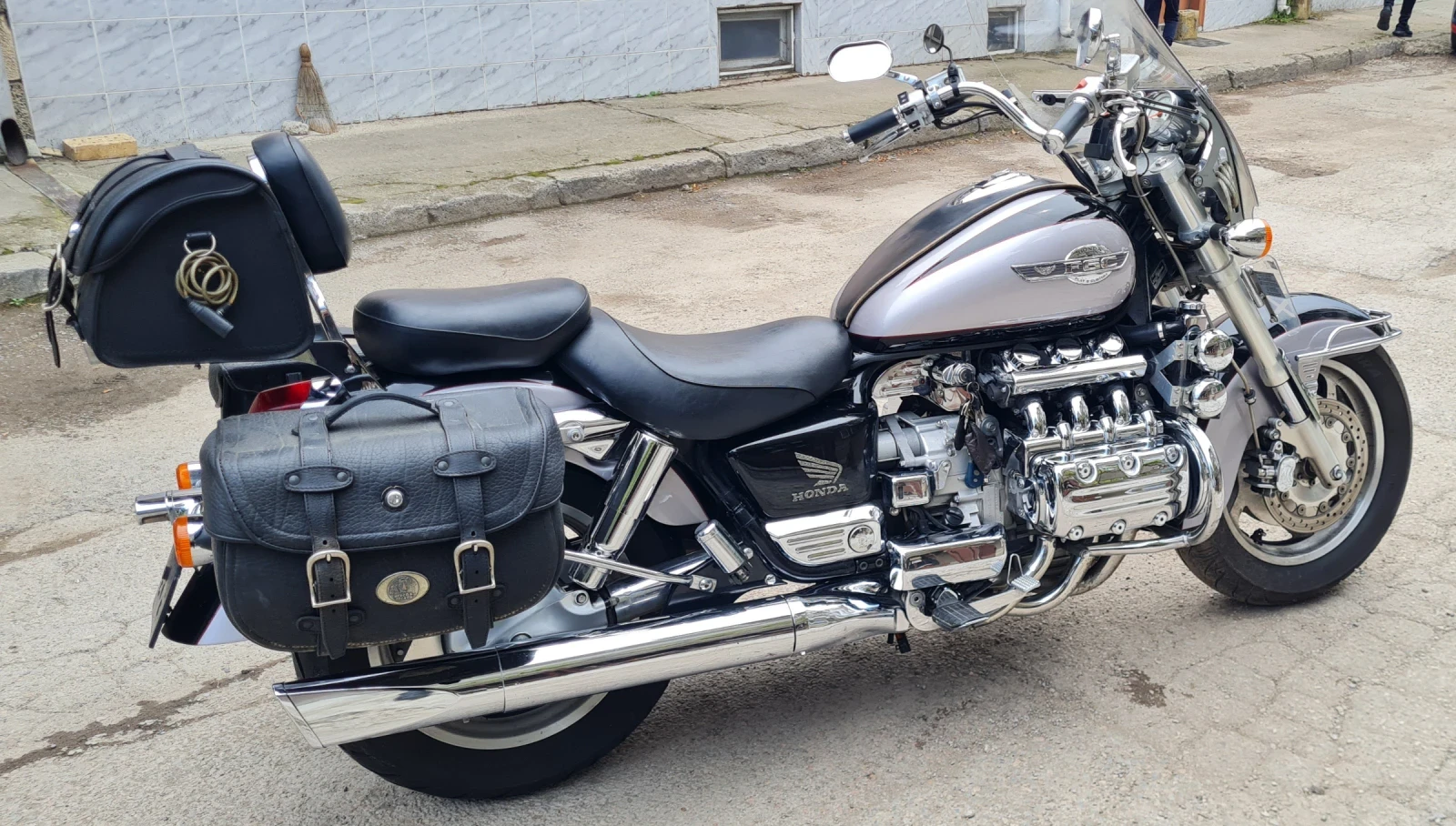 Honda Valkyrie ПЕРФЕКТЕН МОТОР!!!Внос от Швейцария  - изображение 2