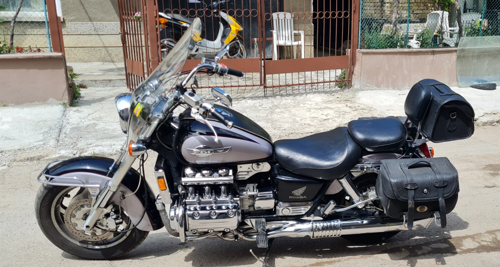 Honda Valkyrie ПЕРФЕКТЕН МОТОР!!!Внос от Швейцария  - изображение 9