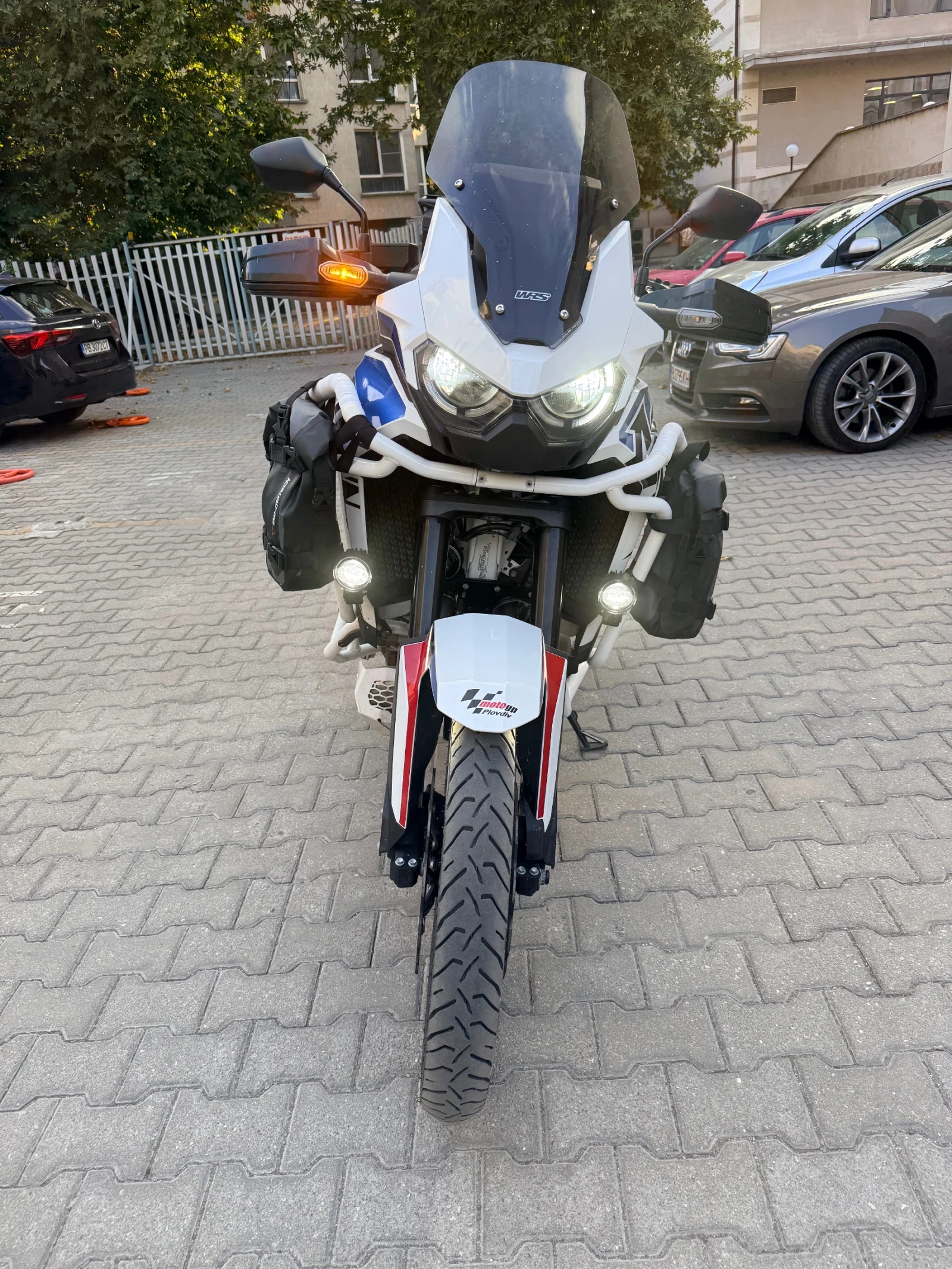 Honda Crf 1100L, снимка 2 - Мотоциклети и мототехника - 56119941