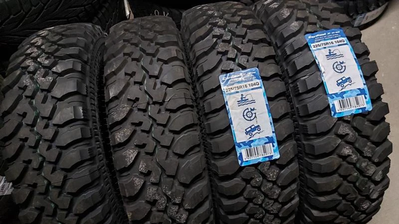 Гуми Всесезонни 225/75R16, снимка 2 - Гуми и джанти - 28772167