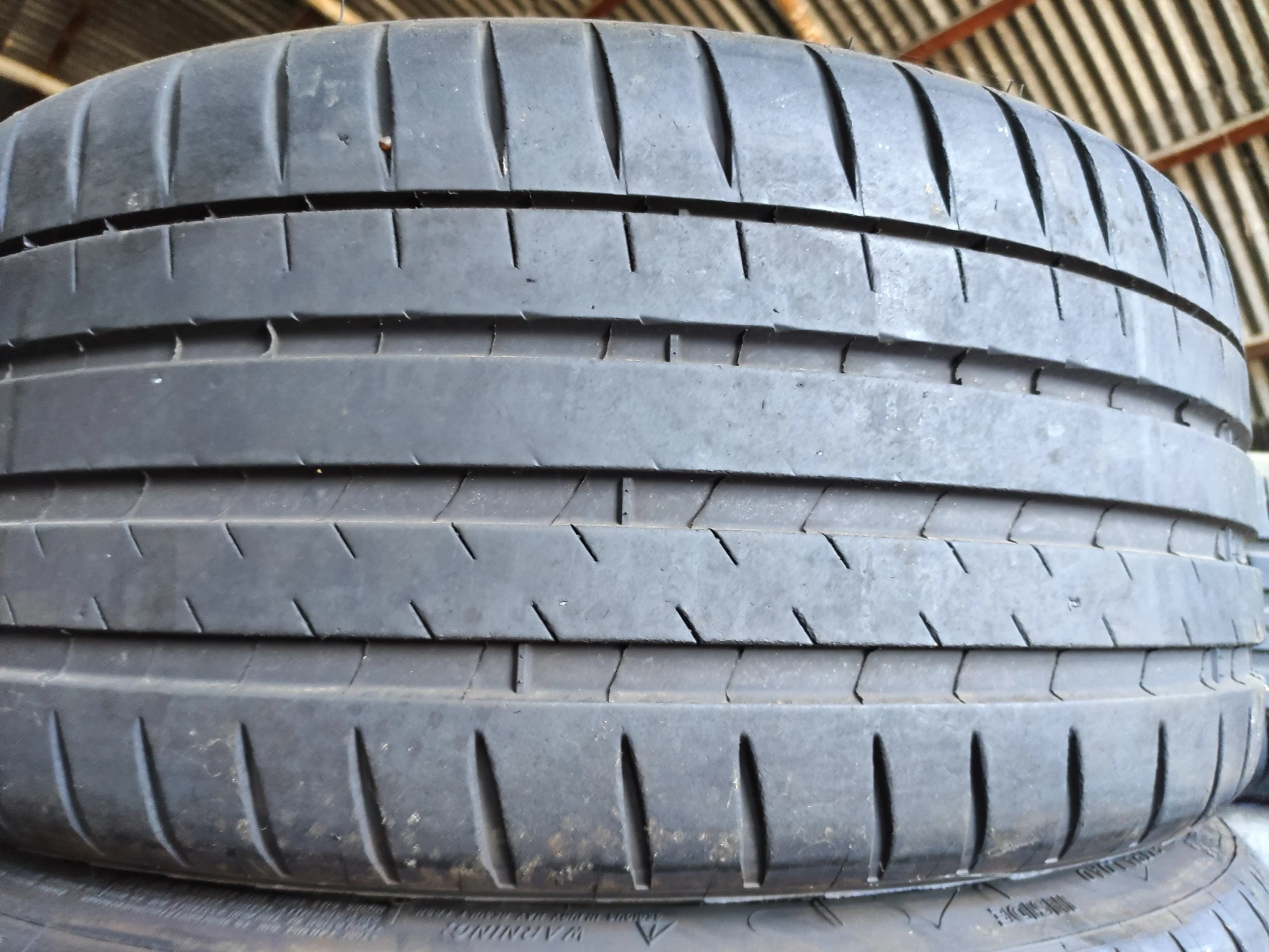  235/35R19 | Mobile.bg   2