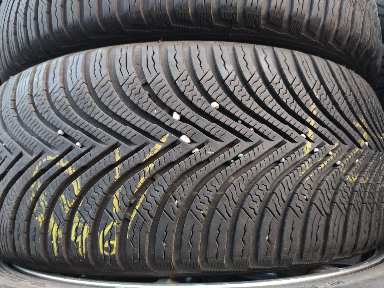  215/55R16 | Mobile.bg   4