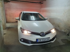 Toyota Auris, снимка 1