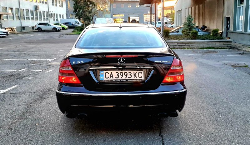 Mercedes-Benz E 55 AMG От Балкан Стар, снимка 5 - Автомобили и джипове - 47664215