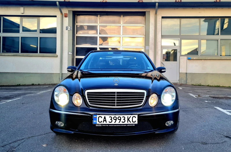 Mercedes-Benz E 55 AMG От Балкан Стар, снимка 2 - Автомобили и джипове - 47664215