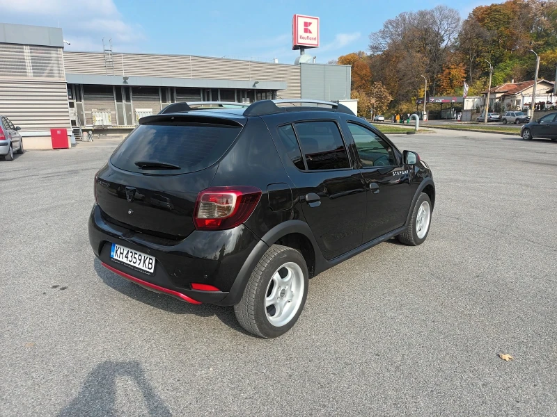 Dacia Sandero 1.5 dci Stepway , снимка 5 - Автомобили и джипове - 47825891