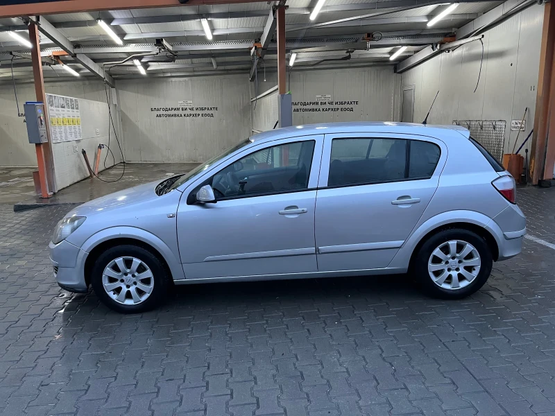 Opel Astra 1.7CDTI, снимка 6 - Автомобили и джипове - 48426761