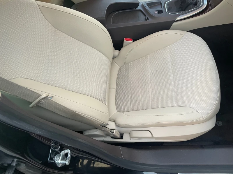 Opel Insignia 2.0CDTI КОЖА, снимка 10 - Автомобили и джипове - 52698625