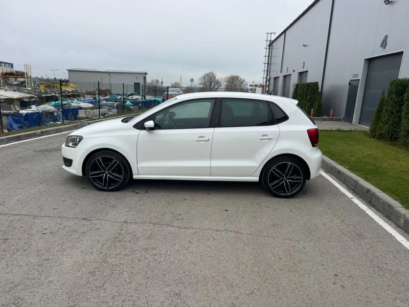 VW Polo 1.6 Tdi 90 kc Klimatronik , снимка 4 - Автомобили и джипове - 52895305