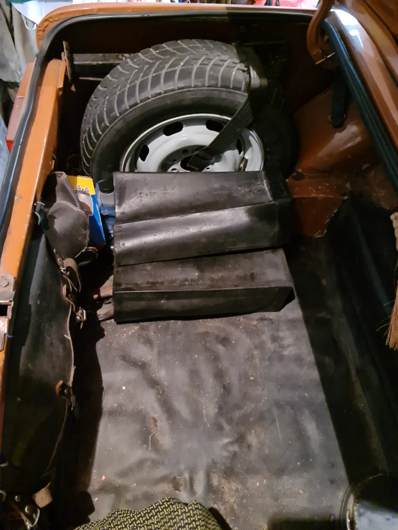 Lada 21011, снимка 14 - Автомобили и джипове - 53103730