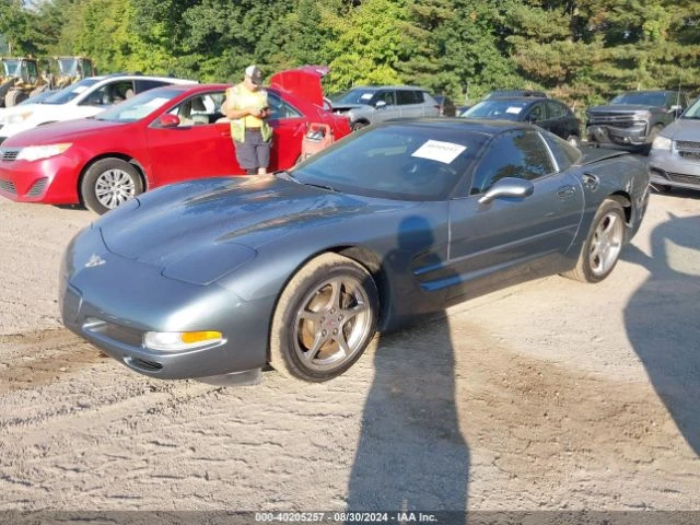 Chevrolet Corvette, снимка 2 - Автомобили и джипове - 47531103