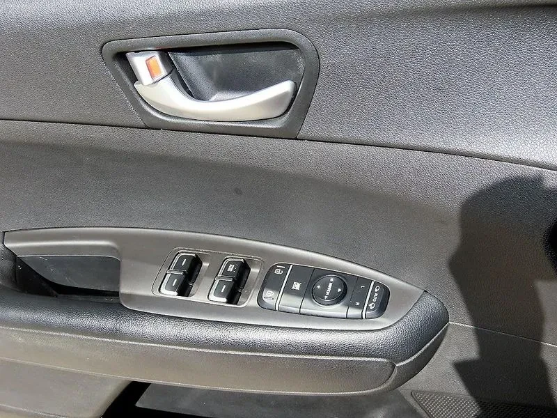 Kia K5 2.0 Sx Style Edition, снимка 11 - Автомобили и джипове - 56666452
