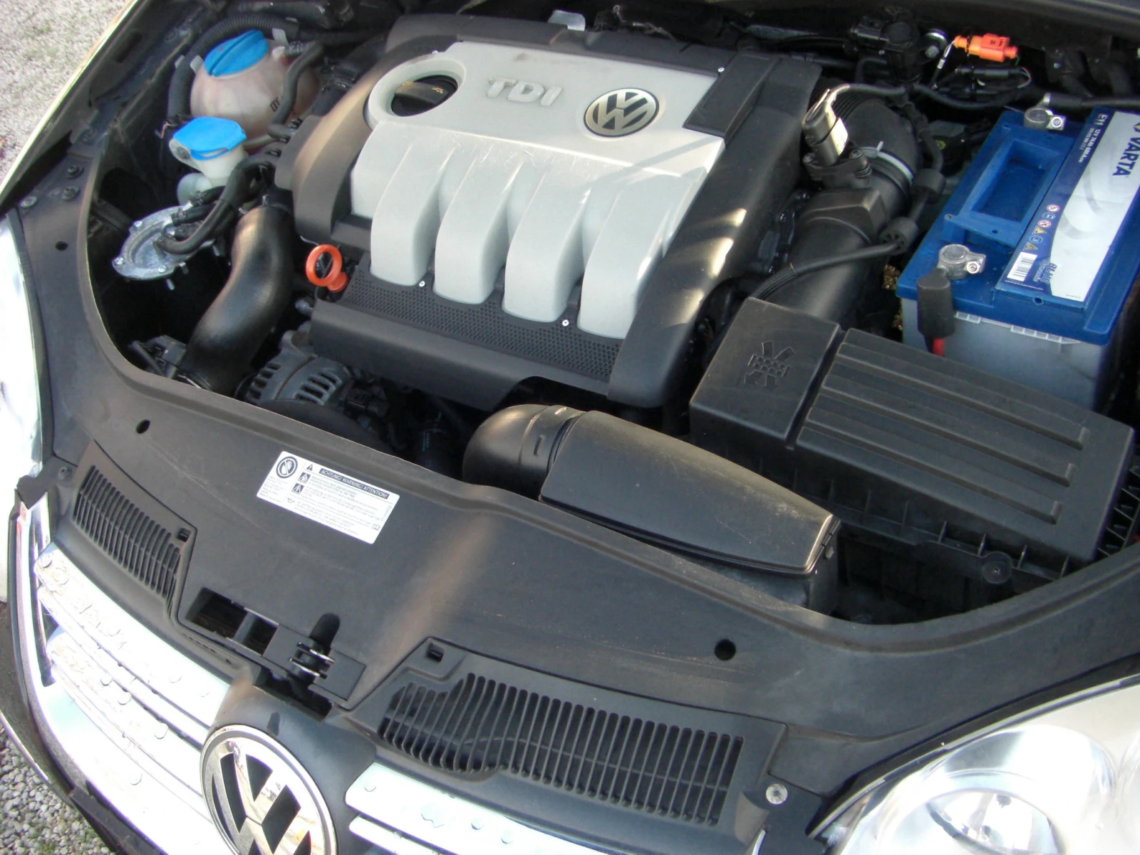 VW Golf 1.9TDI  GT 105k.c | Mobile.bg   17