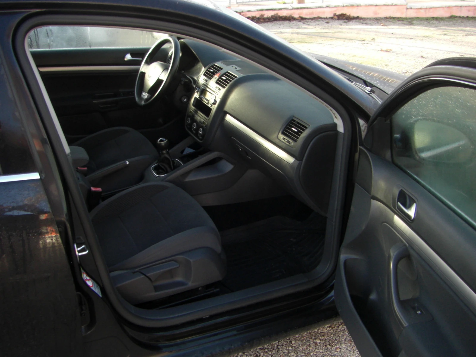 VW Golf 1.9TDI  GT 105k.c | Mobile.bg   15