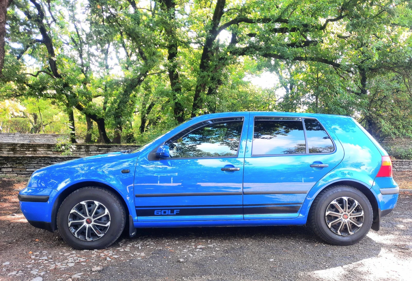 VW Golf 1, 6  LPG  101 к.с. - изображение 3