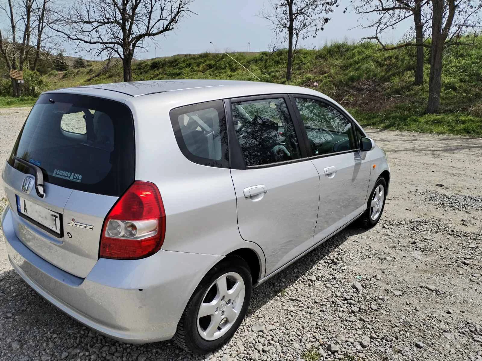 Honda Jazz 1.3 i-DSI с CVT + Газова уредба - изображение 5