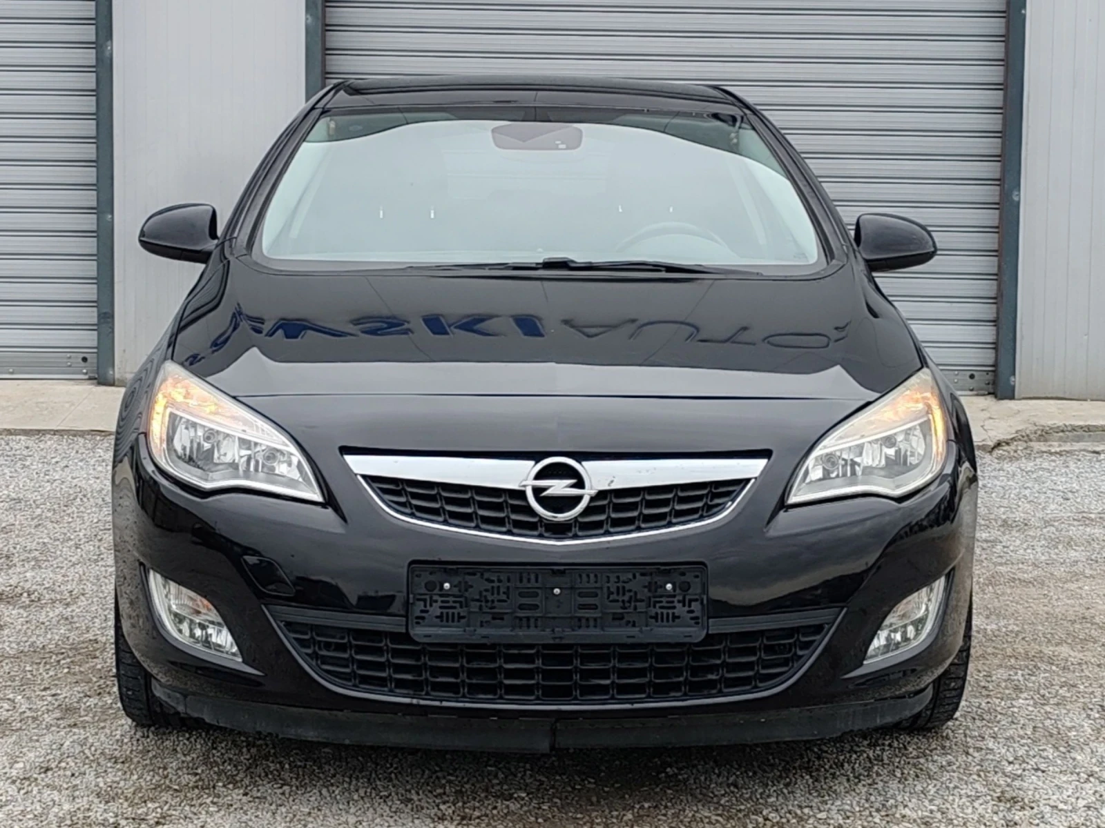 Opel Astra 1.7cdti Cosmo Navi - изображение 2