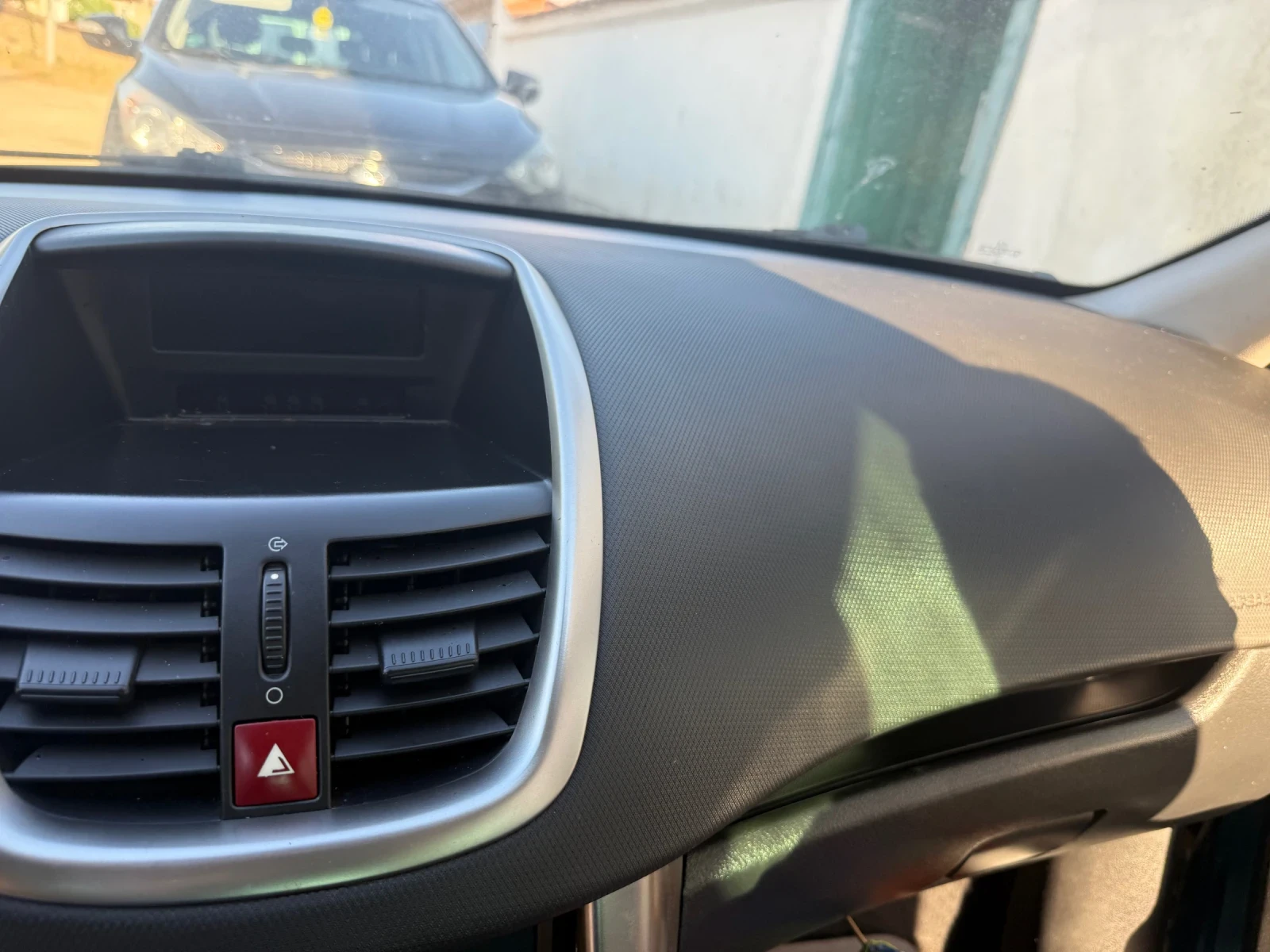 Peugeot 207  - изображение 2