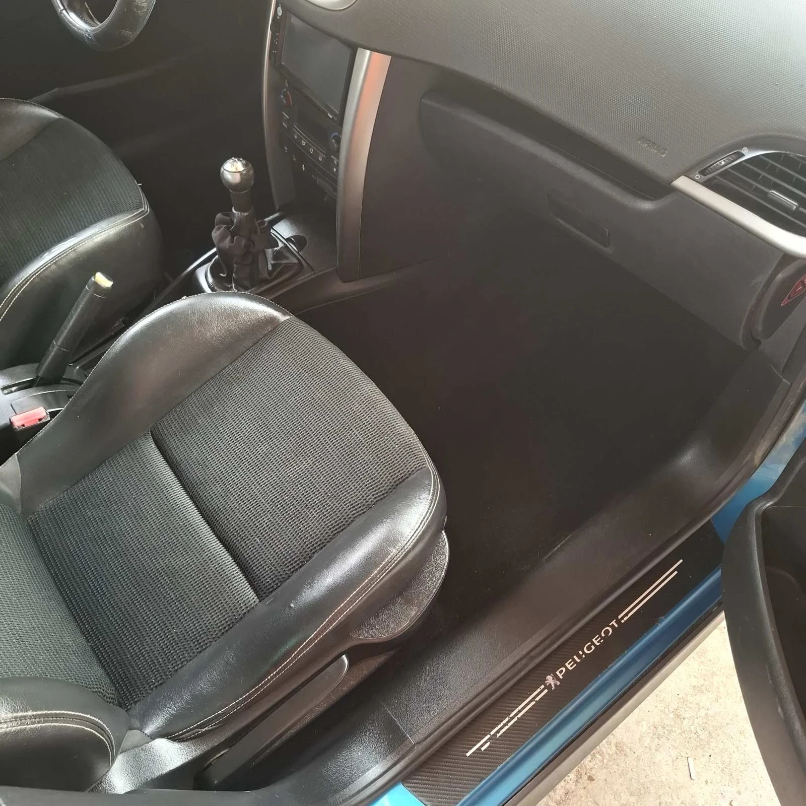 Peugeot 207  - изображение 10