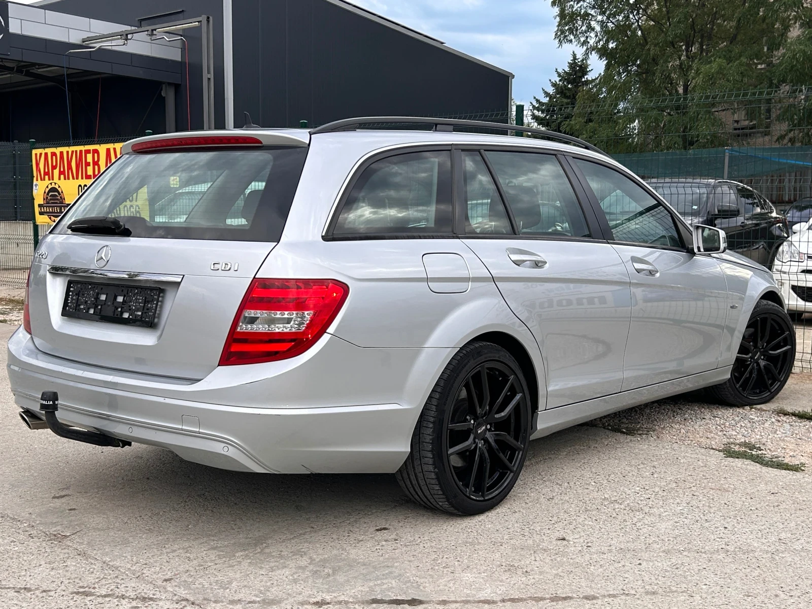 Mercedes-Benz C 220  - изображение 4