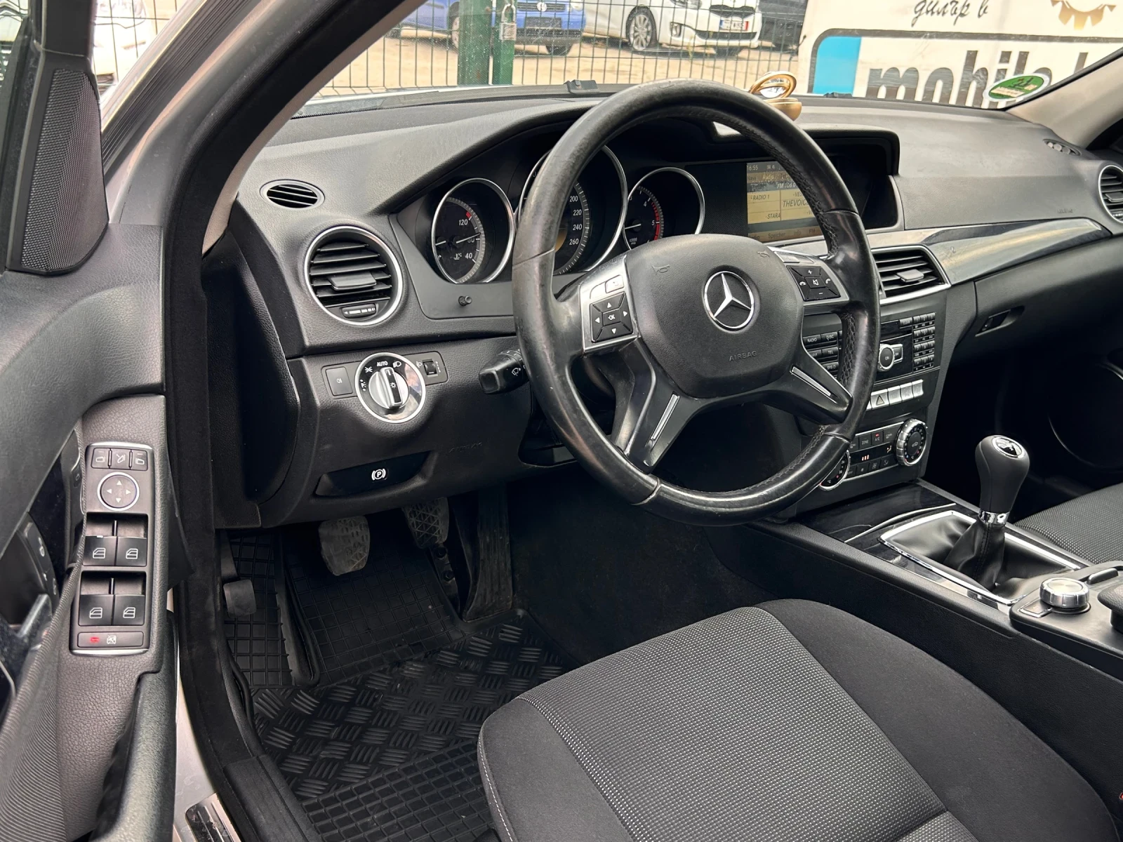 Mercedes-Benz C 220  - изображение 8
