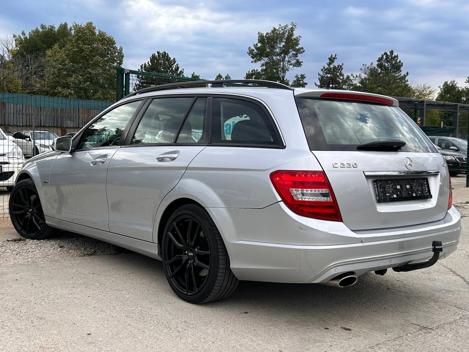 Mercedes-Benz C 220  - изображение 3