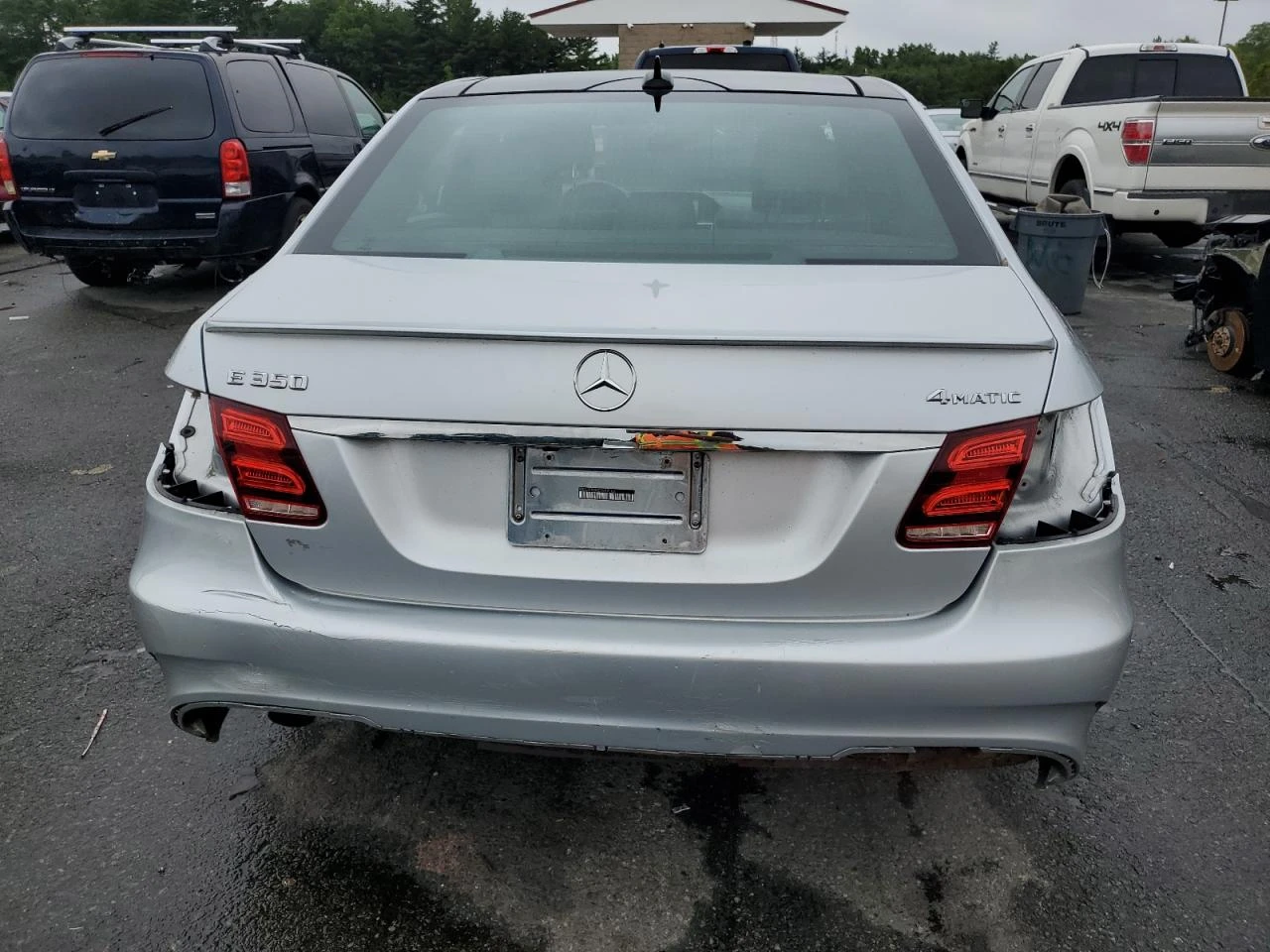Mercedes-Benz E 350 * 4MATIC* TOP*  - изображение 9