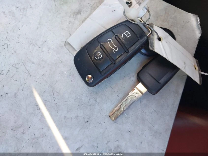 Audi R8 4.2L V-8 DI, DOHC, VVT, 420HP All Wheel Drive | Mobile.bg   3