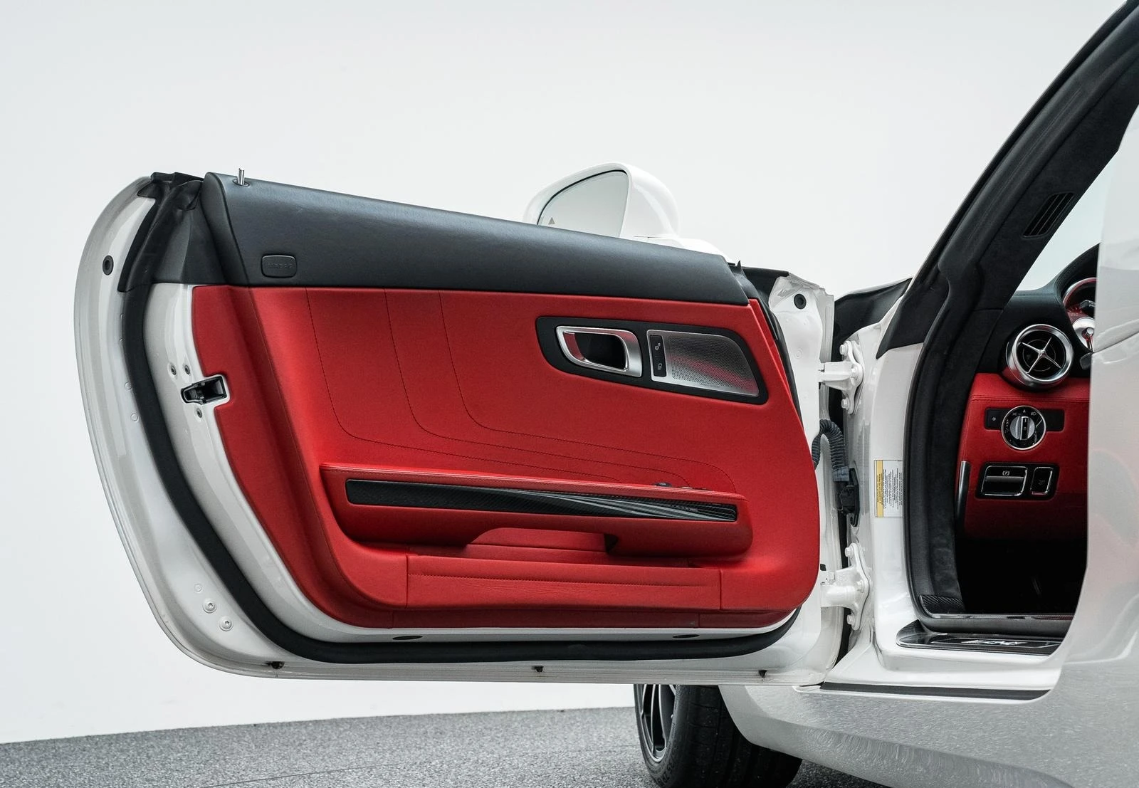 Mercedes-Benz SLS 6.3 AMG* ROADSTER* B&O-3D* CARBON* CAM* MEMORY*  | Mobile.bg � ����������� 11