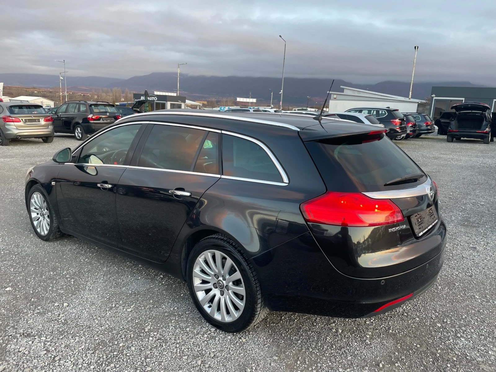 Opel Insignia 2.0CDTI КОЖА - изображение 5