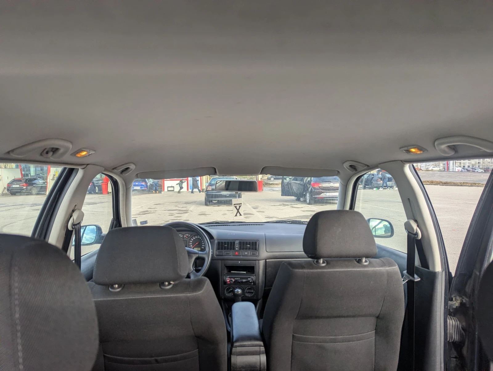 VW Golf 1.6 SR | Mobile.bg � ����������� 12
