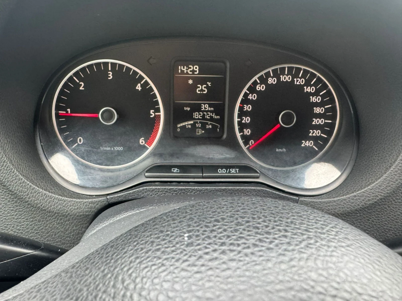 VW Polo 1.6 Tdi 90 kc Klimatronik  | Mobile.bg � ����������� 13