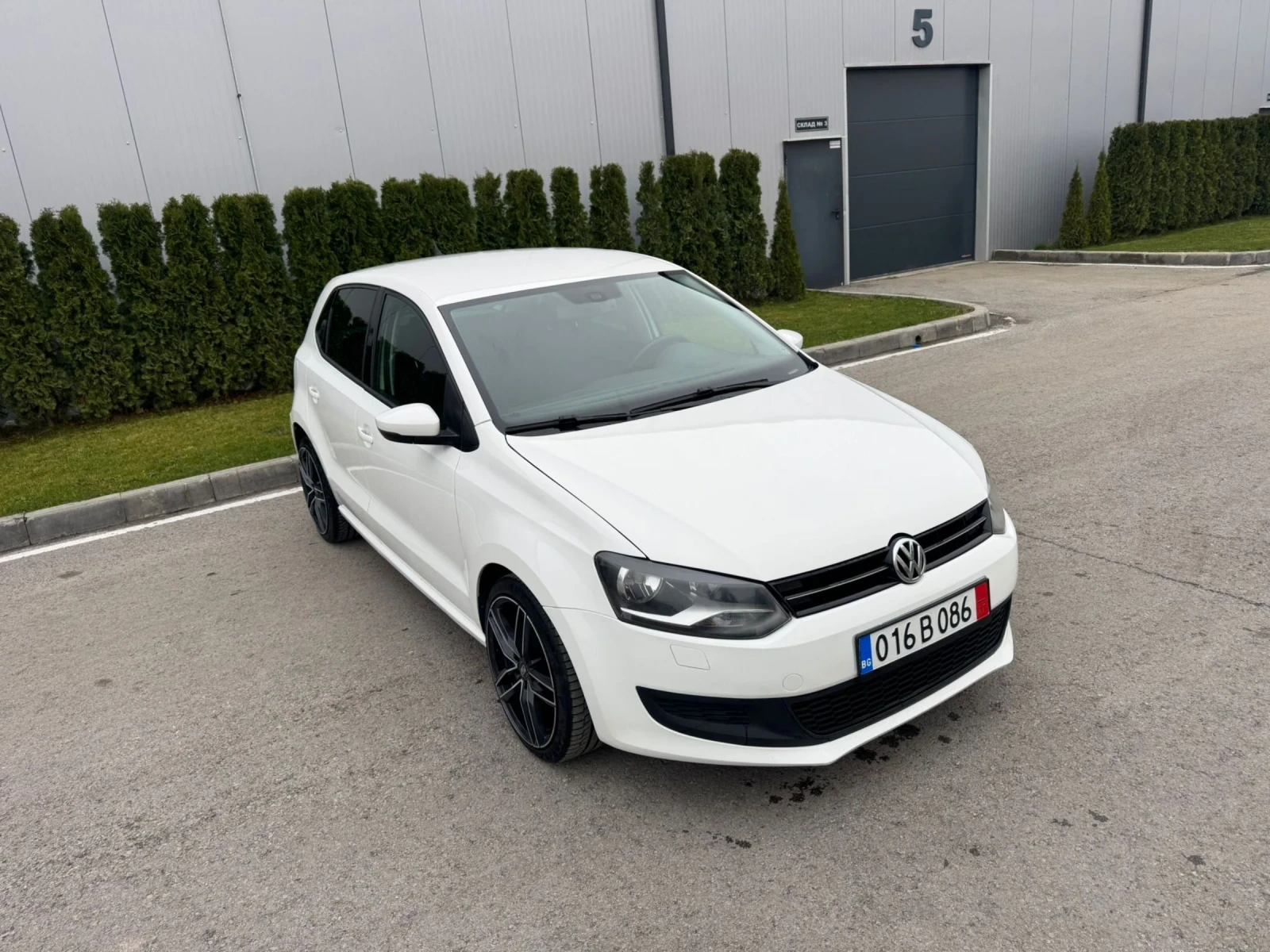 VW Polo 1.6 Tdi 90 kc Klimatronik  - изображение 2