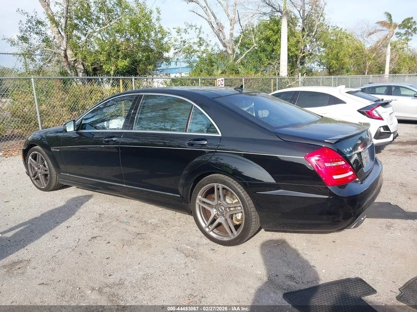 Mercedes-Benz S 63 AMG  С РЕГИСТРАЦИЯ & АВТО КРЕДИТ , снимка 5 - Автомобили и джипове - 54030997