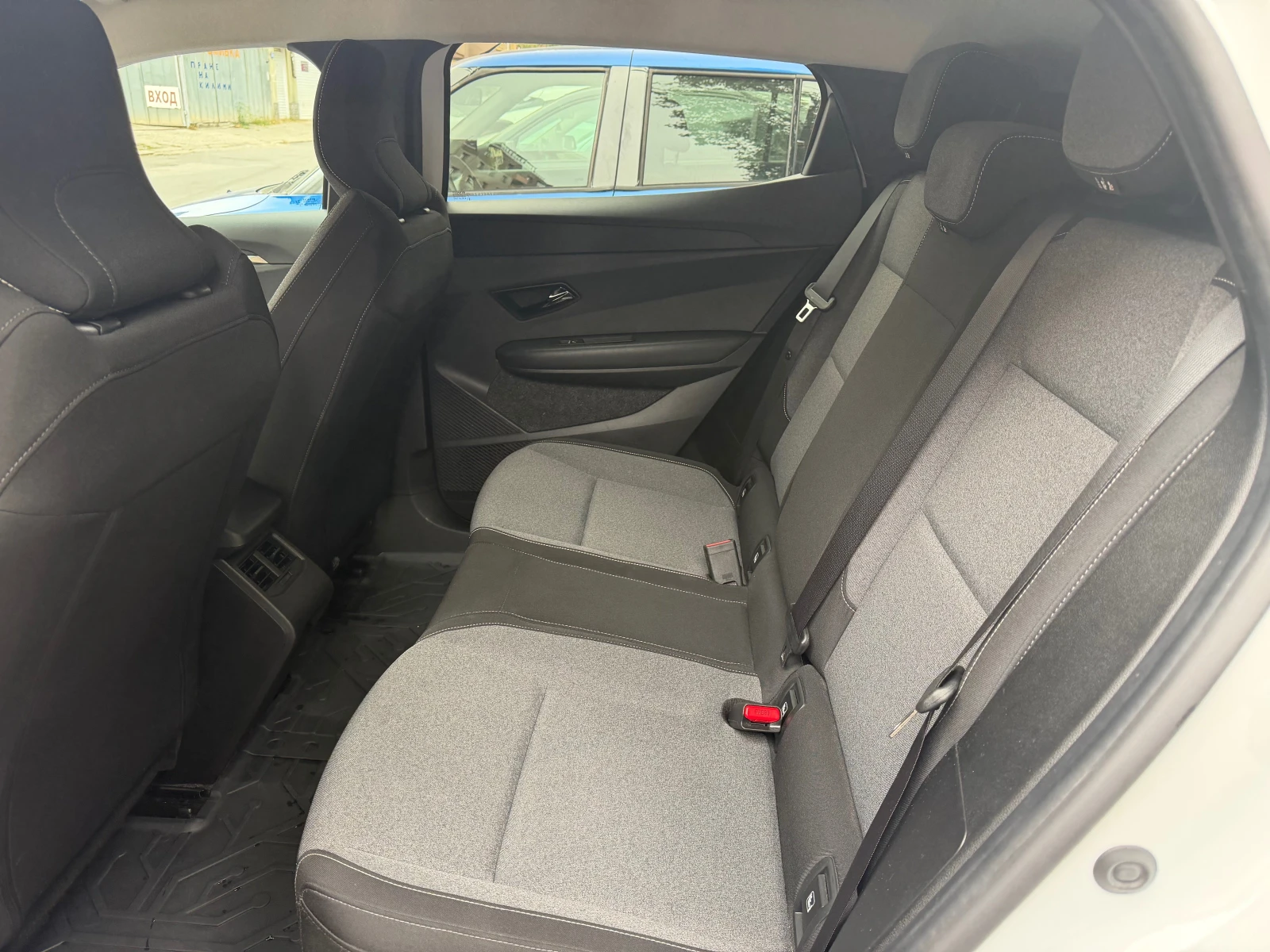 Renault Megane E-Tech EV40 220кс, снимка 7 - Автомобили и джипове - 56221348