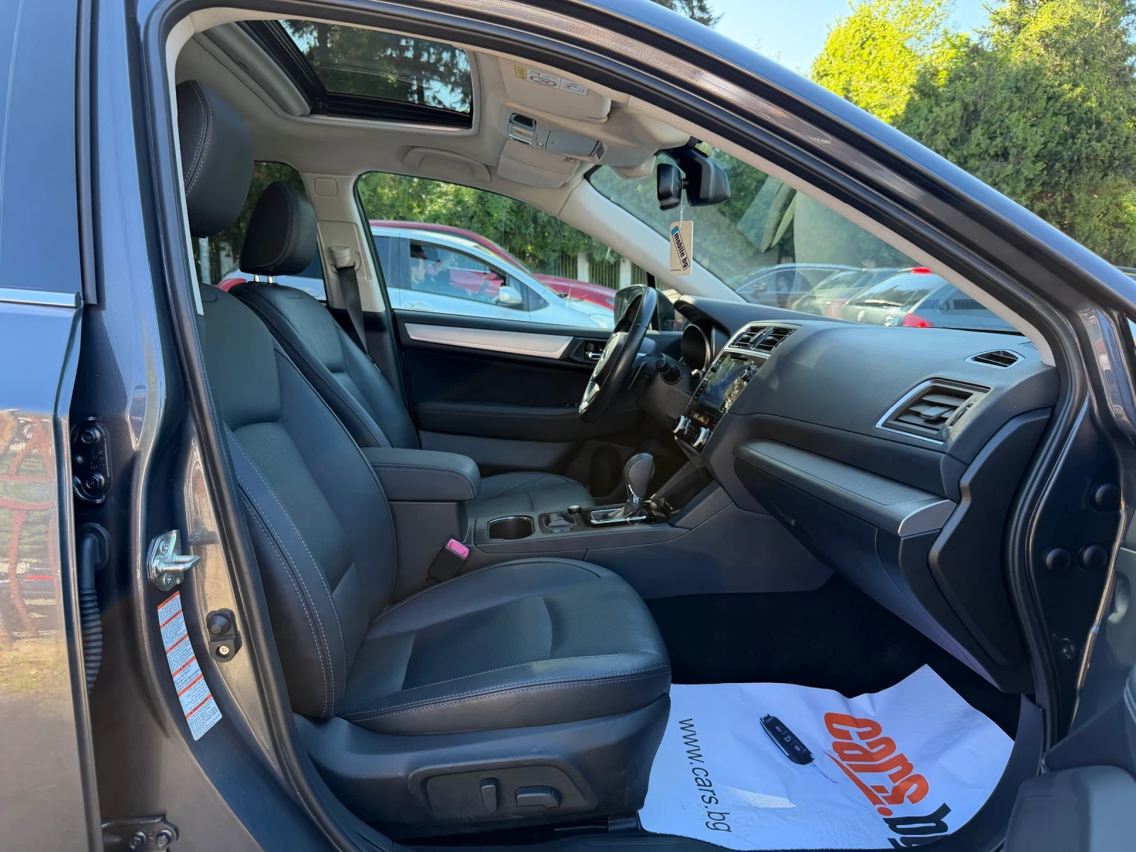 Subaru Outback 2.5 Face Gas/Benzin 77, 000 км, снимка 8 - Автомобили и джипове - 54559555
