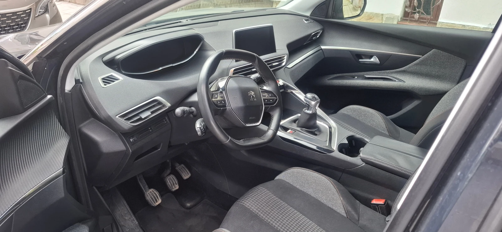 Peugeot 3008 Active Business 1.6 120к.с., снимка 7 - Автомобили и джипове - 54621213