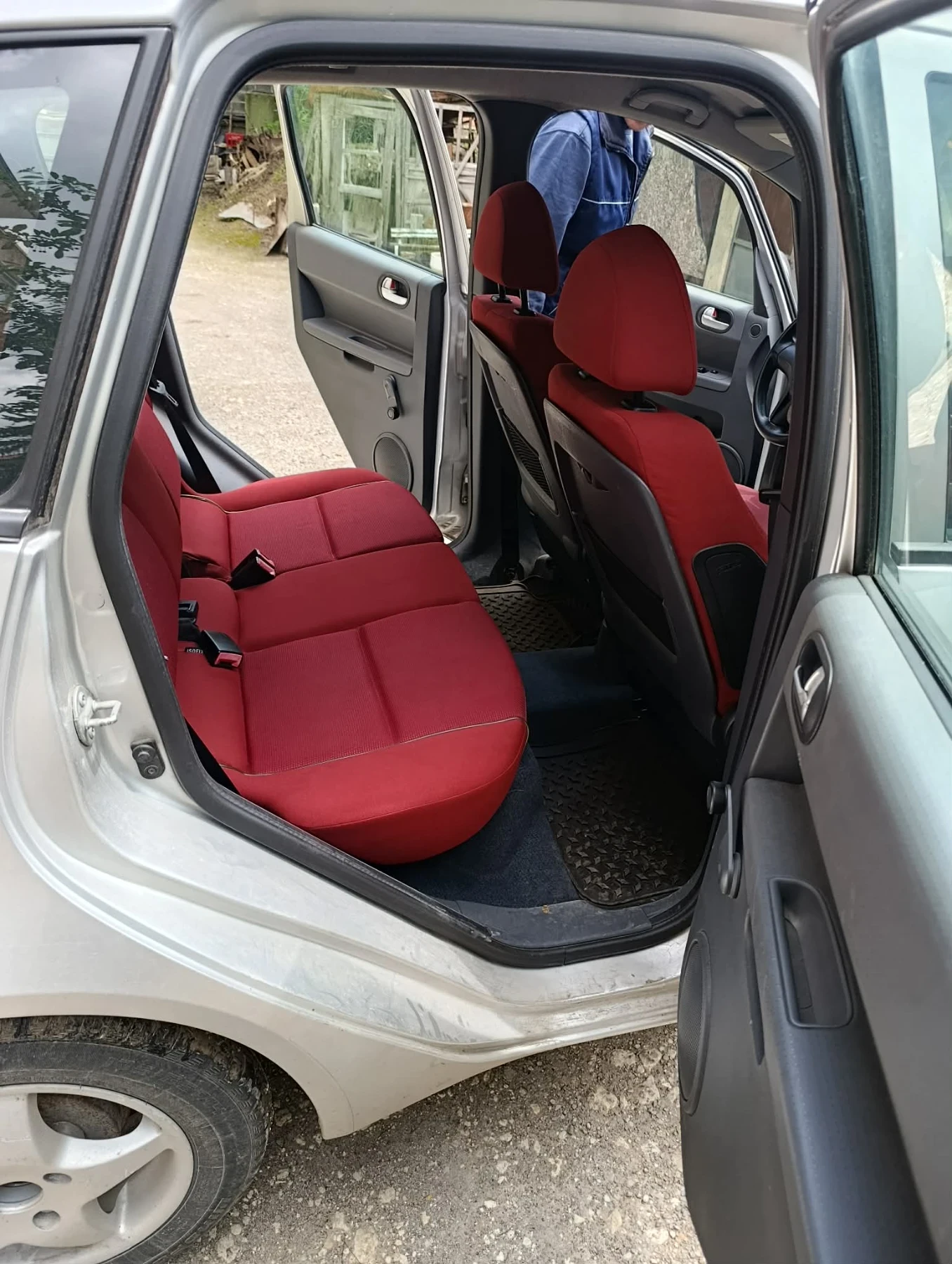Mitsubishi Colt 1.3, снимка 6 - Автомобили и джипове - 54681799