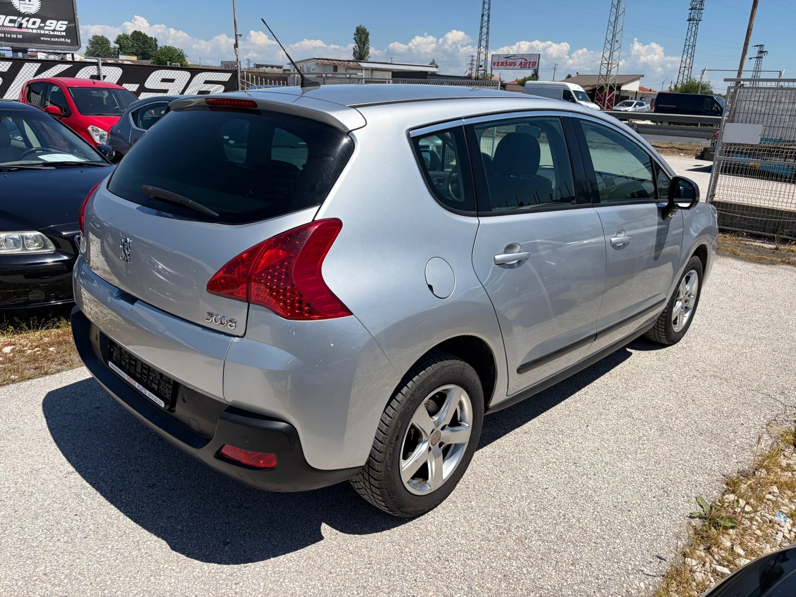 Peugeot 3008 1.6 HDi Perfect, снимка 4 - Автомобили и джипове - 54739530