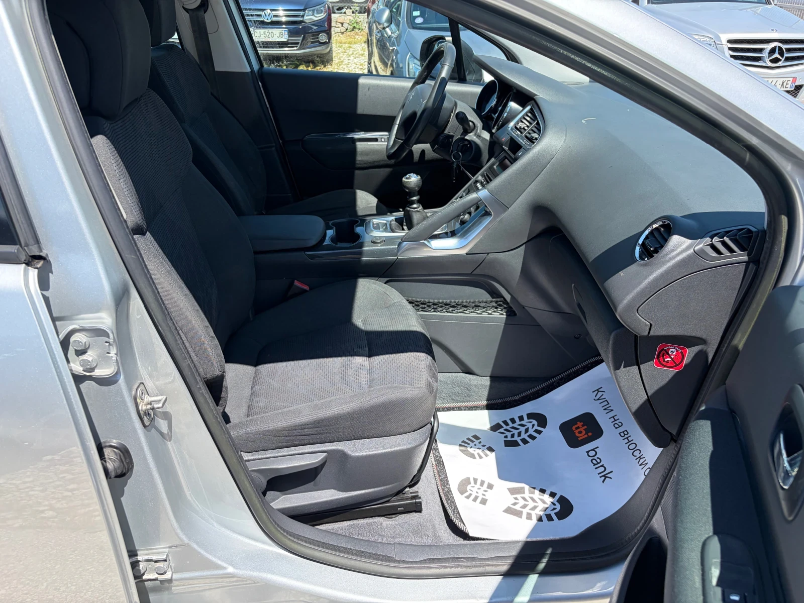 Peugeot 3008 1.6 HDi Perfect, снимка 14 - Автомобили и джипове - 54739530