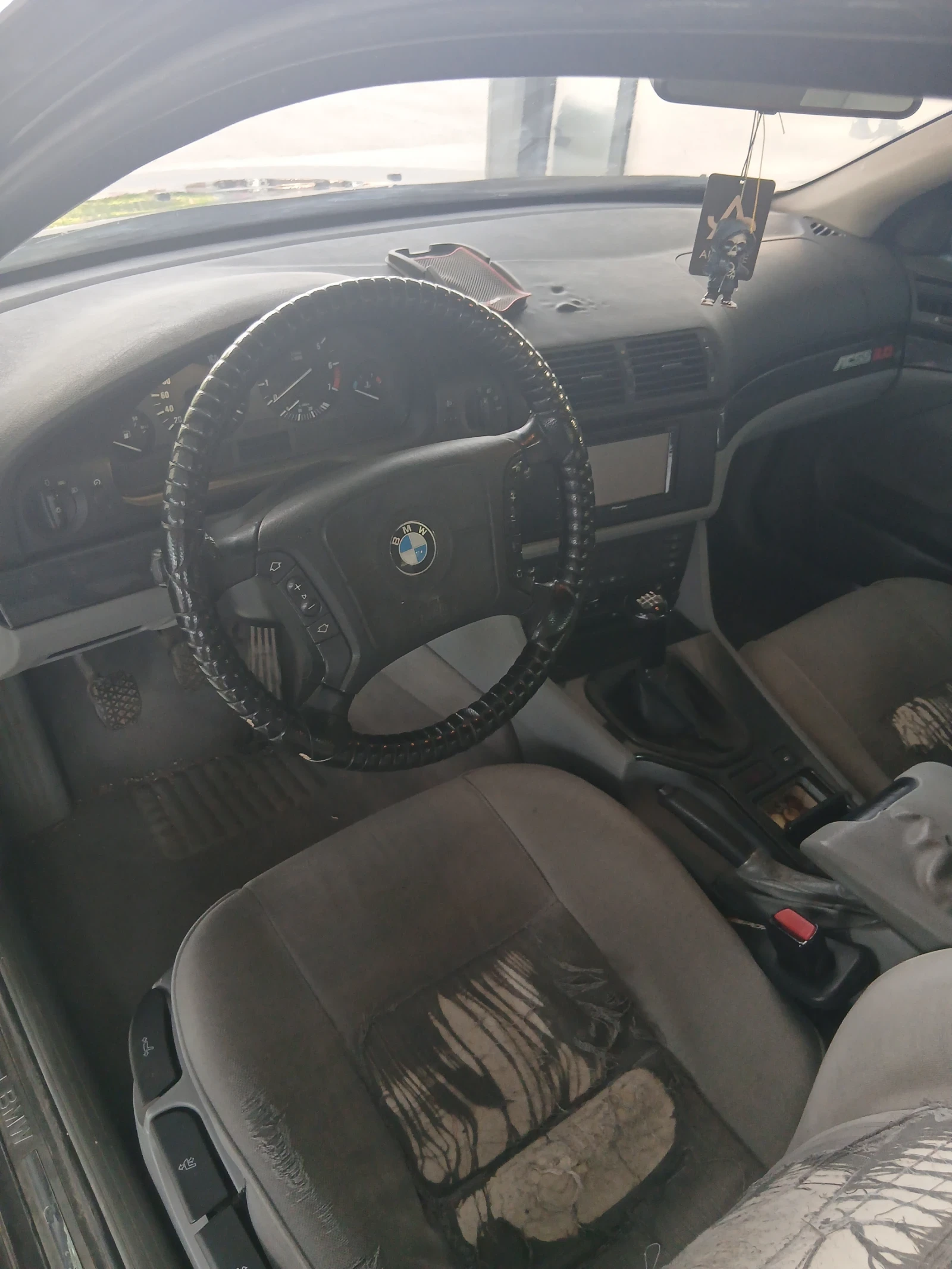 BMW 523, снимка 5 - Автомобили и джипове - 54873600