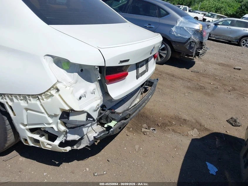 BMW 340 * M PACK* 360* Ambient Light* Head-up* , снимка 5 - Автомобили и джипове - 55033234