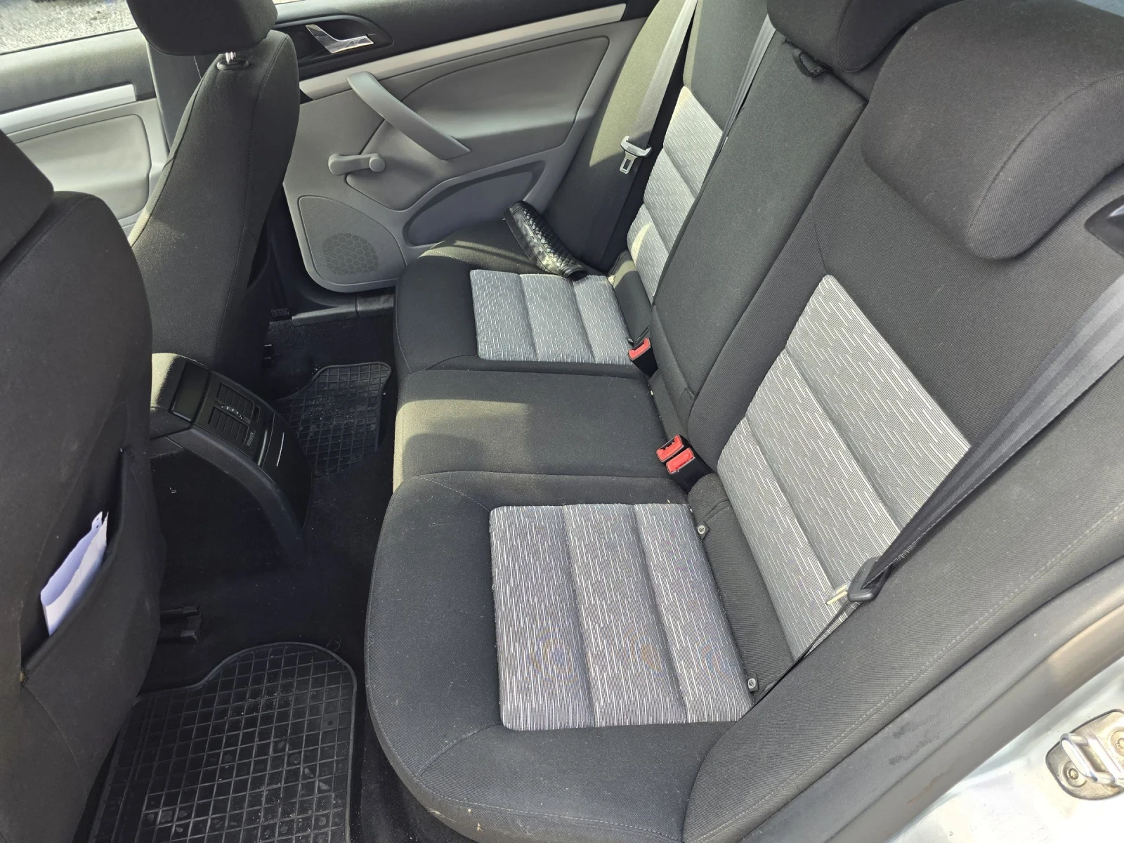 Skoda Octavia 1.4 TSI DSG, снимка 7 - Автомобили и джипове - 55351868