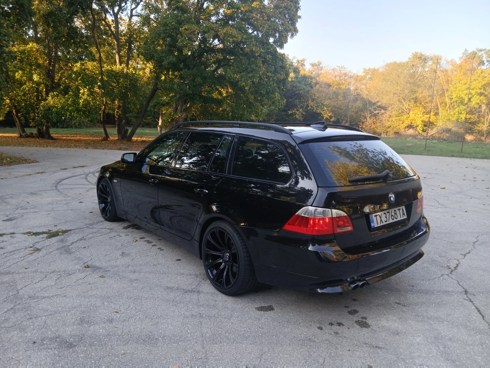 BMW 530 530, снимка 2 - Автомобили и джипове - 56451151