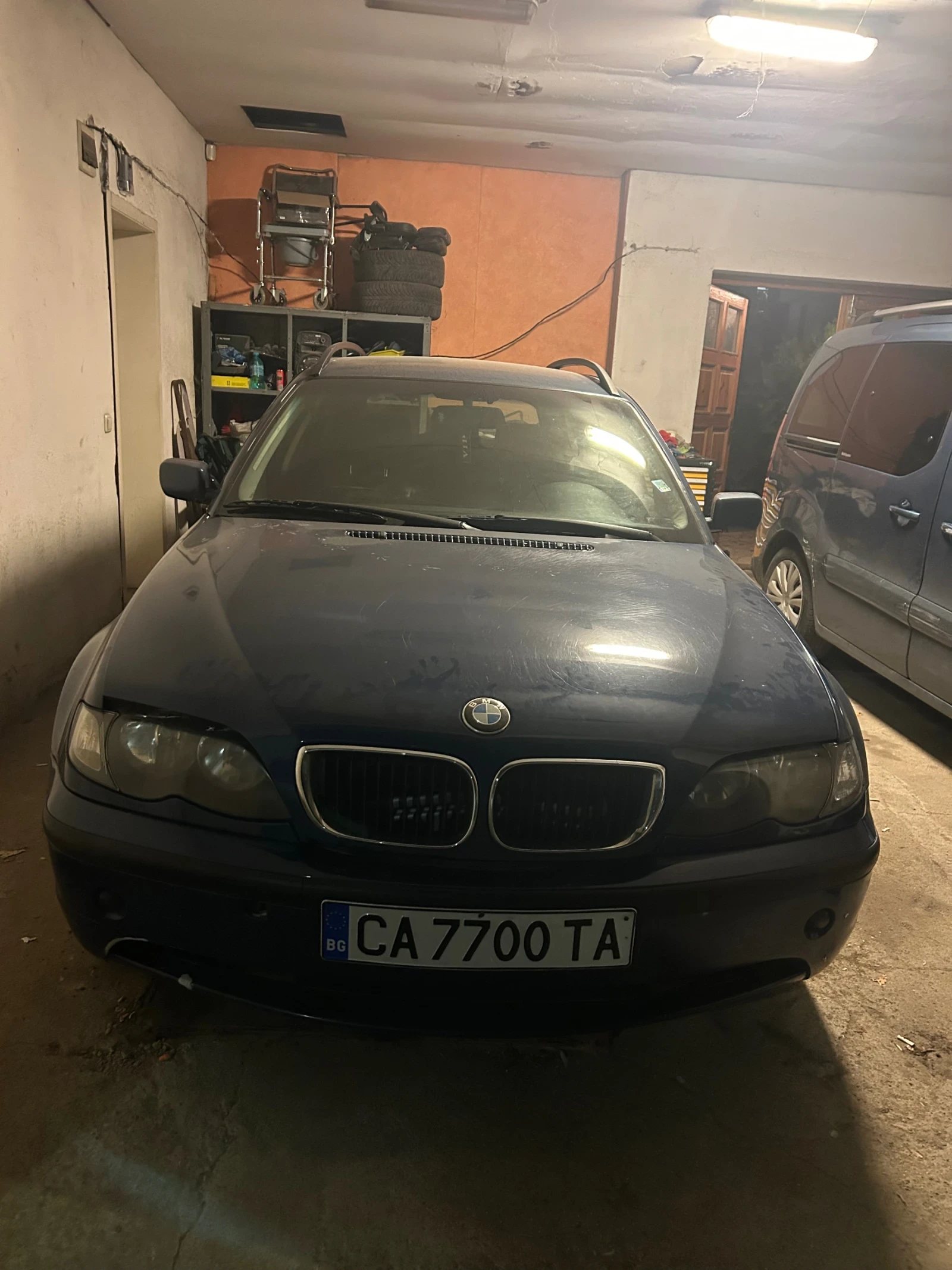 BMW 320, снимка 11 - Автомобили и джипове - 56466474