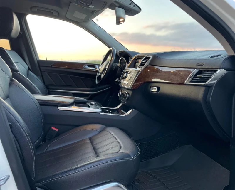 Mercedes-Benz GL 350 БЯЛА ПЕРЛА ЛИЗИНГ, снимка 9 - Автомобили и джипове - 51083508