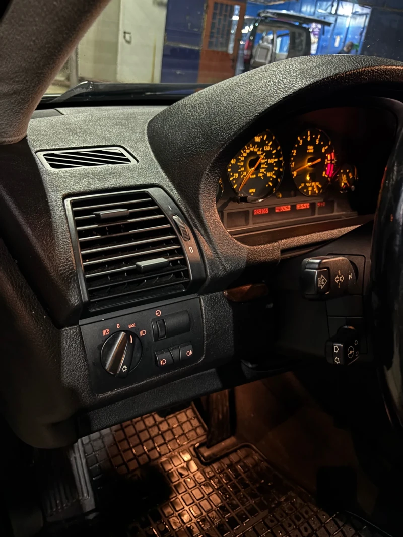 BMW X5 4.4 286hp комфорт, навигация, шибидах , снимка 9 - Автомобили и джипове - 52427172