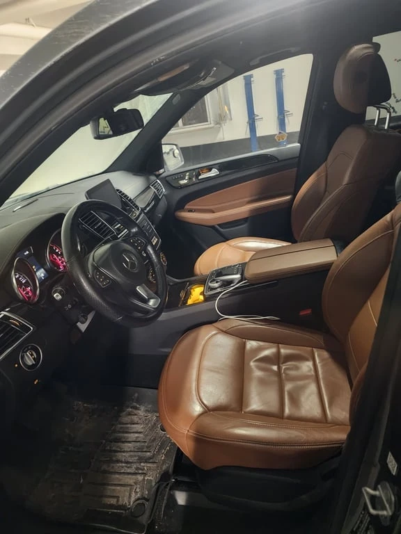 Mercedes-Benz GLS * 450 * CARFAX * ЦЕНА ДО БГ, снимка 5 - Автомобили и джипове - 53174393