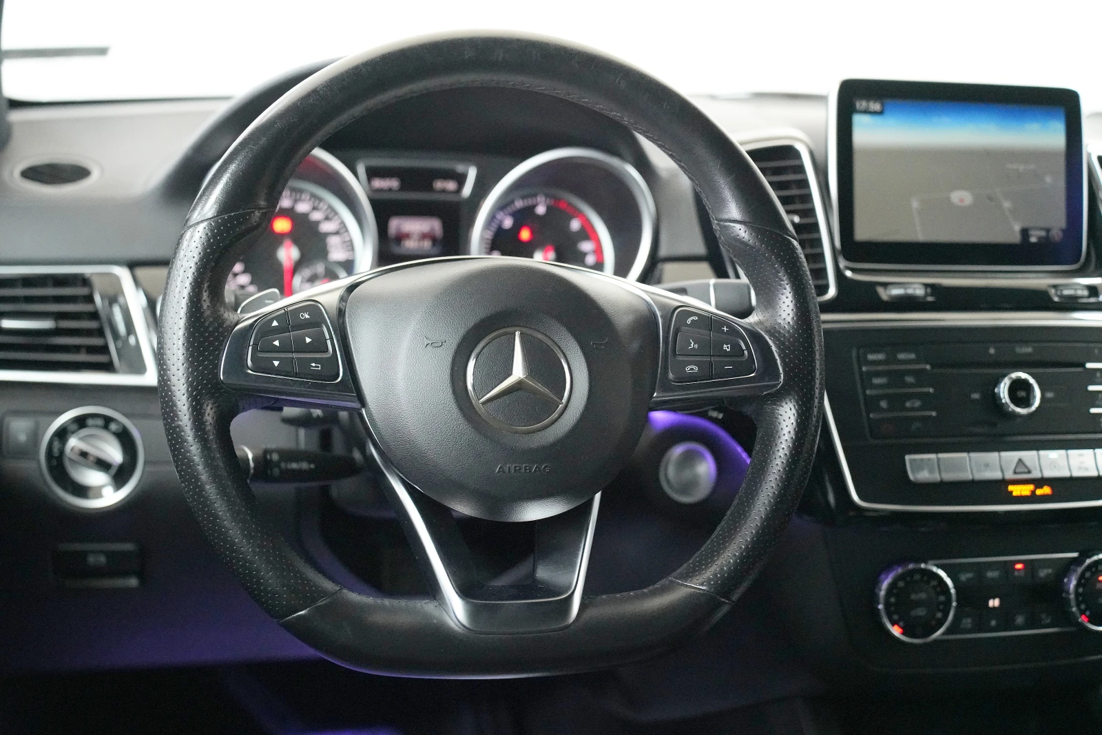 Mercedes-Benz GLE Coupe 350d 4Matic AMG Line - изображение 10