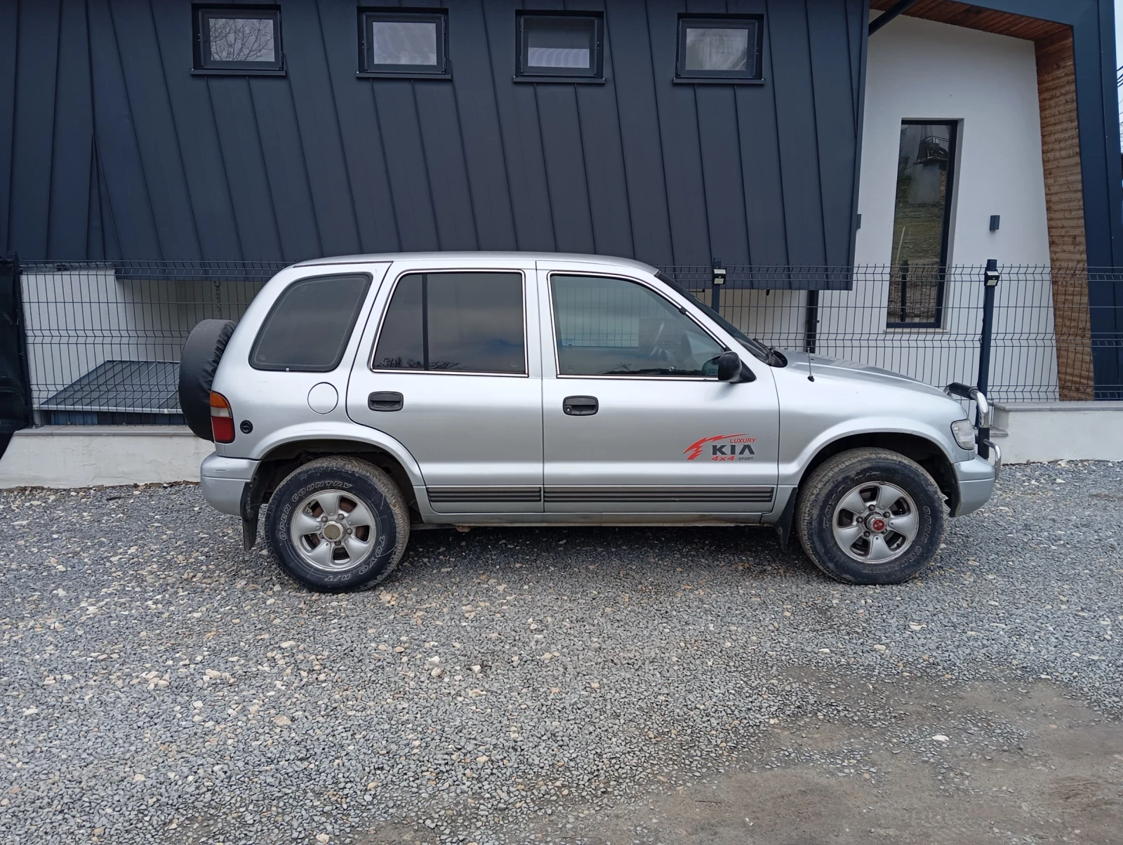 Kia Sportage, снимка 2 - Автомобили и джипове - 53746864